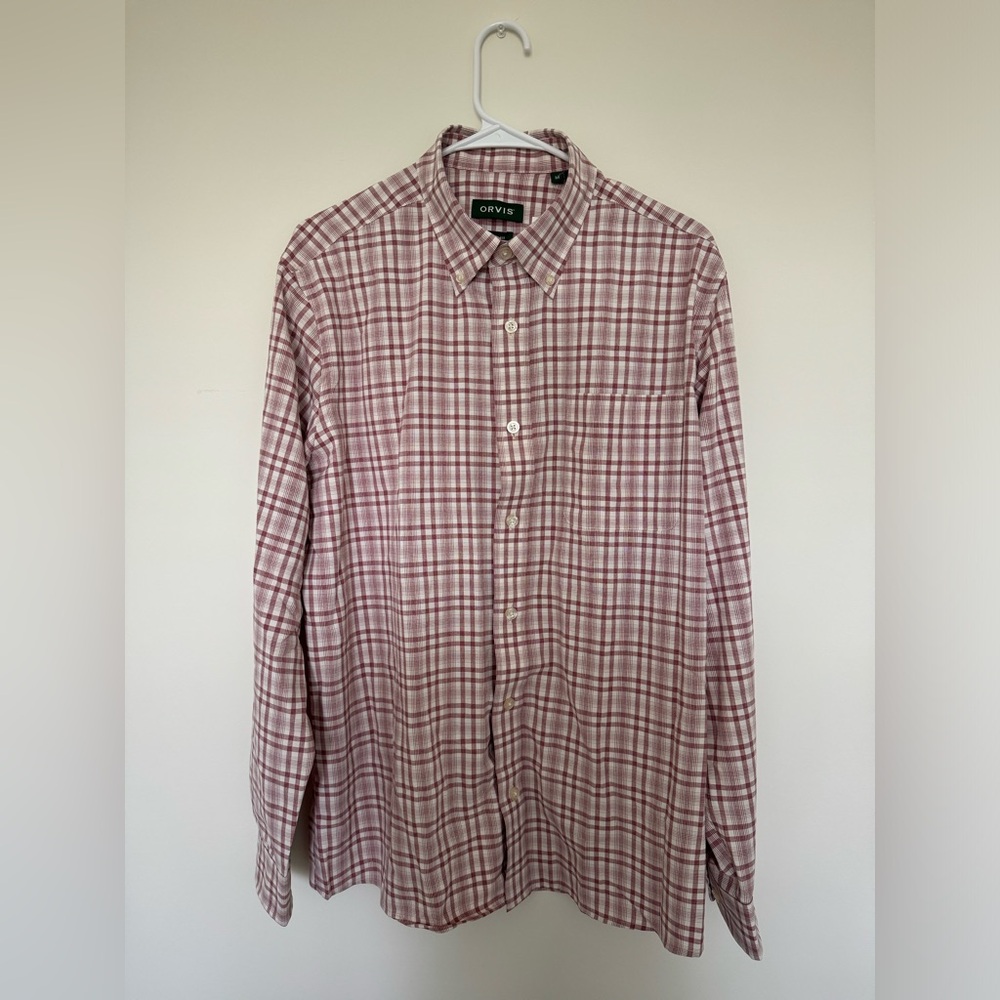 Men’s Orvis Red+White Checkered Long Sleeve Button Up Shirt / Size Medium